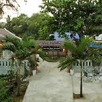 Hoi An Blue Seaside Homestay