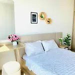 The Song Apartment 5 Star - Windy\'S Home