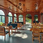Ninh Binh Mountain Side Homestay&Cafe