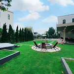 Myan Villa