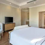 Khu nghỉ dưỡng bãi biển Melia Vinpearl Cửa Sót
