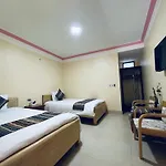 Happy Family Hotel
