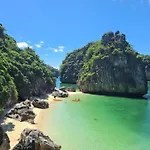 Maison Cat Ba Bay View Villa