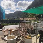 Huong Quynh Homestay