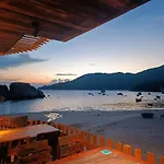 The Coral Homestay & Pub