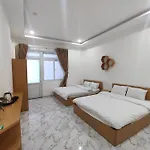 Van Minh G Hotel