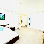 Palmier Hotel - Art House Da Nang