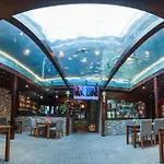 Romance Hotel