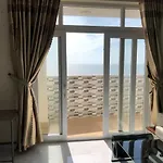 Blue Sea Apartment