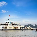 Tuan Chau Holiday Villa