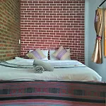 O\'Chau Meo Vac Homestay Ha Giang