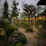 La Maison House & Bungalow