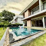 West Phu Quoc Beach Villa Private Swimming Pool