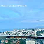 White House Condotel Phú Yên