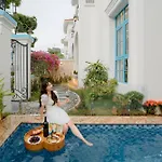 Sun Villa 7 Bedroom & Pool