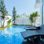 Villa 50M To Beach - Room Karaoke Free