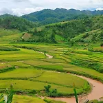 Mu Cang Chai Homestay & Trekking