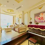 Tuyet Son Hotel
