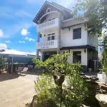 Dii Home & More