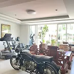 Qli Hotel