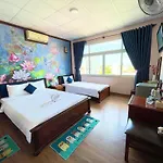 Pink Lotus Hotel Hue