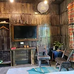 Ha Giang Xanh Retreat - Trekking, Tour, Motorbike Rental