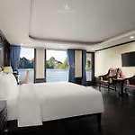 Aqua Elegance Cruise