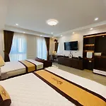Kokoro Hotel & Homestay