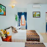 Blue Garden Homestay