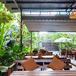 Cozy Beer Garden Homestay