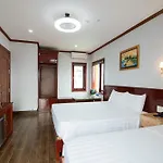 Minh Quang Hotel