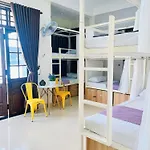 Amy 2 Hostel Hue