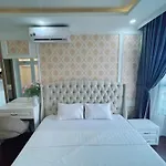 Greenbay Premium Homestay Ha Long Bay