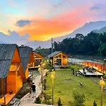 Sapa Riverside Homestay