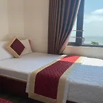 Hoang Hung Hotel