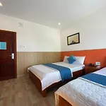 Hoang Hung Hotel