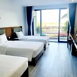 Ha Long Bay Tuan Chau Hotel
