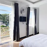 Hawaii Hotel Dalat