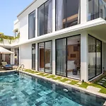 Hoi An Royal Beachfront Villas