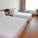 Muong Thanh Vinh Hotel