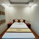 Gold Hotel