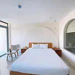 Maple Suite Hotel & Apartment