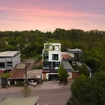 Win Hotel