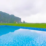 Rose & Rice Field Bungalow