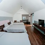 Dragonfly Hotel Nghia Lo - Free Sauna & Onsen