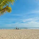 1 Seaview- 2 Gardenview 2Mins To The Beach - Luxury Condotel