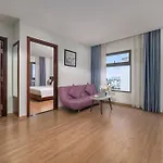 Aria Grand Hotel & Spa