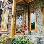 Mai Chau 4 Seasons Bungalow & Hotel