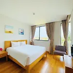 Diamond Beach Villa Da Nang