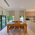 Diamond Beach Villa Da Nang